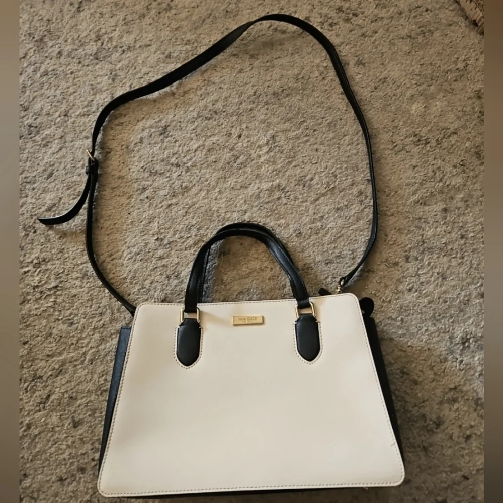 Kate Spade New York Pink Black Laurel Way Reese Stylish Structured Satchel Bag